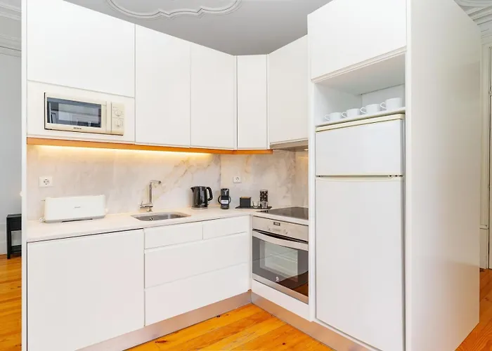 Apartman Loft With Private Balcony And A Classic Ceiling *