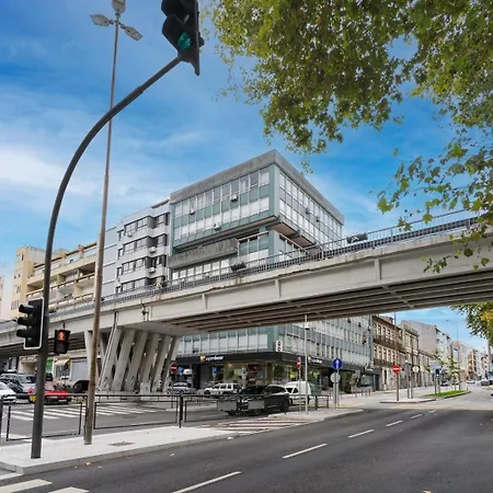 Loft With Private Balcony And A Classic Ceiling * Porto